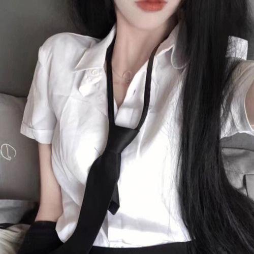 黑色电话封面